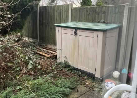 Photo of free Outdoor cabinet (Nanpantan LE11) #1