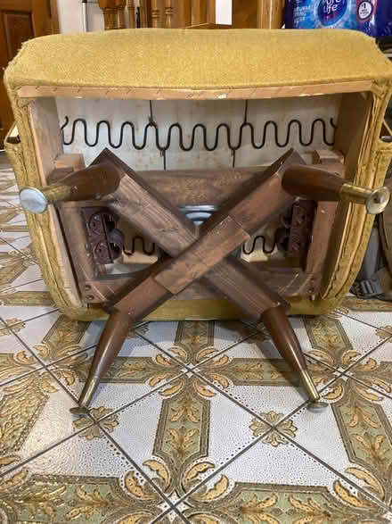 Photo of free Vintage armchair (Etobicoke North) #3