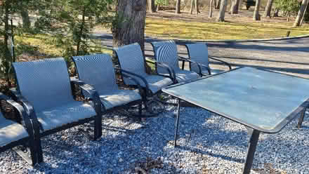 Photo of free Brown Jordan Outdoor dining set (Belle Terre) #2