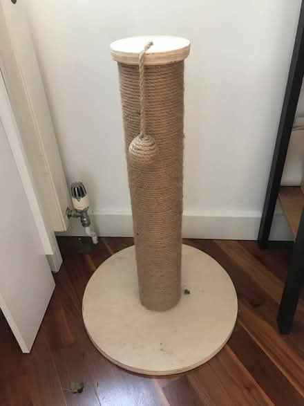 Photo of free Cat scratcher (Waterloo / Lambeth) #1