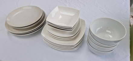 Photo of free Plates & Bowls (BL5) #1