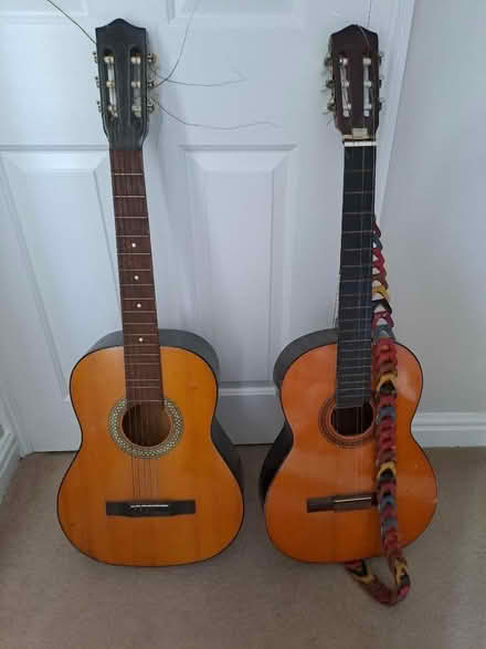 Photo of free Old Guitars (Damaged) (Fields End HP1) #1
