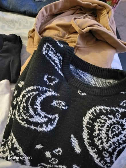 Photo of free Men's Small (S Everett) #2