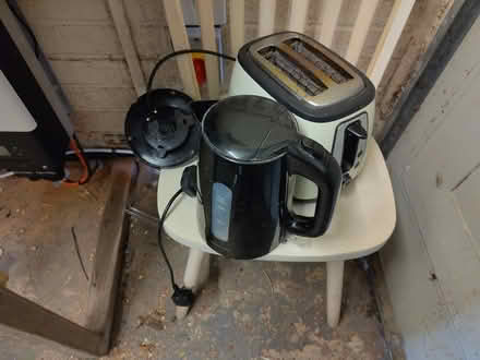 Photo of free Two slice toaster + kettle (Stalybridge, SK15) #1
