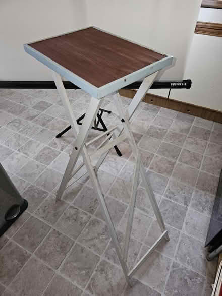 Photo of free Projector Stand (Kendal LA9) #1