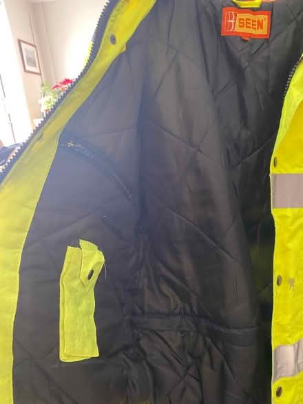Photo of free High Visibility jacket XL (Cuxton ME2) #3