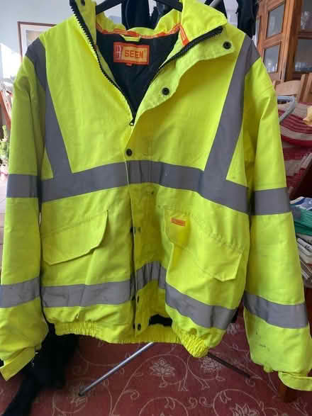 Photo of free High Visibility jacket XL (Cuxton ME2) #2