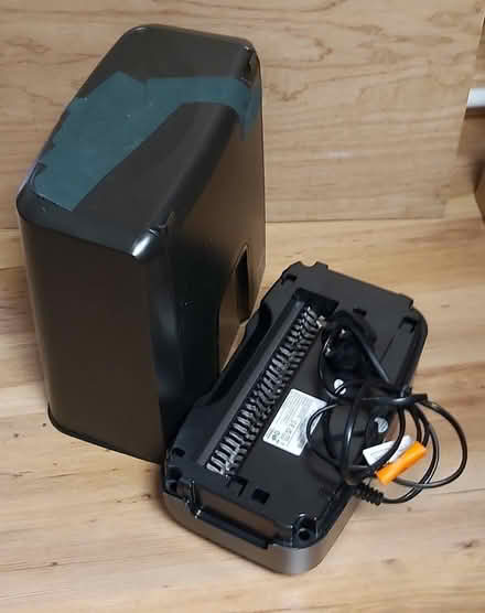 Photo of free Paper shredder (1) (Hinckley LE10) #2