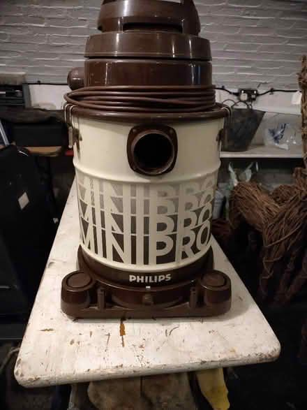 Photo of free Philips vacuum cleaner but with weak suction (Putney SW15) #1