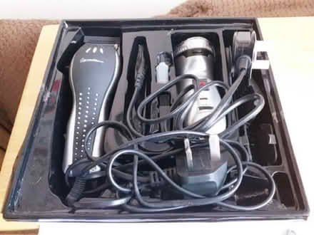 Photo of free Grooming sets (Bramley LS13) #2