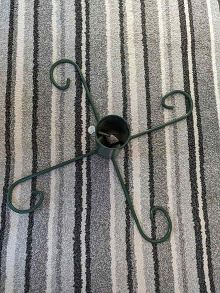 Photo of free Christmas tree stand (CH66) #3