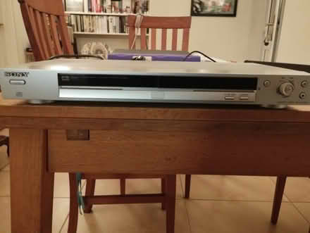 Photo of free Sony DVD Player (Thorney Leys OX28) #1