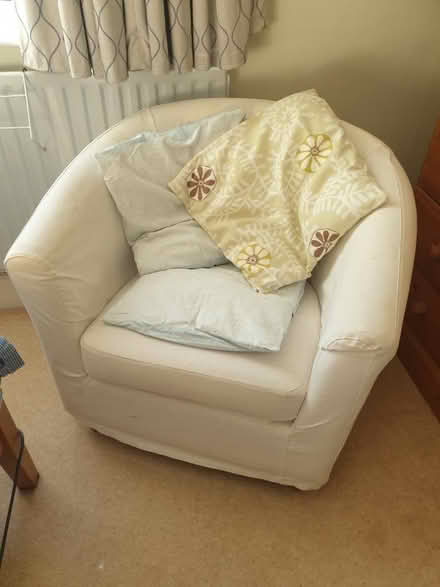 Photo of free Chair with cushions (BS7) #1