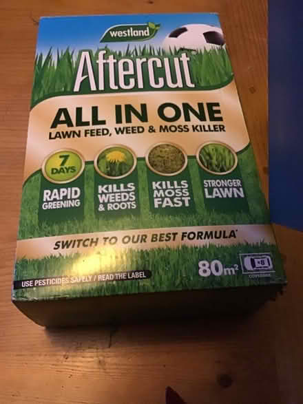 Photo of free All in one lawn feed, weed and moss killer. (Barnard's Green WR14) #1