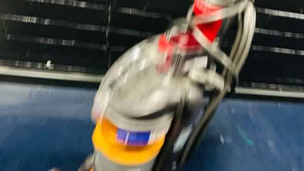 Photo of free Dyson vacuum (Belbroughton Road, Oxford OX2) #3