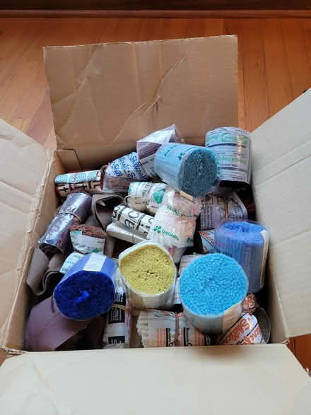 Photo of free Rug yarn (Prospect Heights) #1