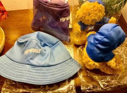 Photo of free New/Unused Promotional Items. (Kendal LA9) #2