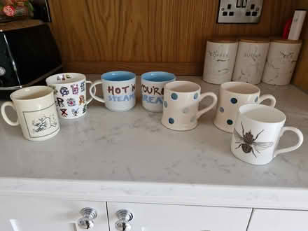 Photo of free Mugs, including 2 Jamie Oliver ones (WR5) #1