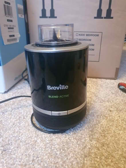 Photo of free Breville blender- no cup (DE22) #1