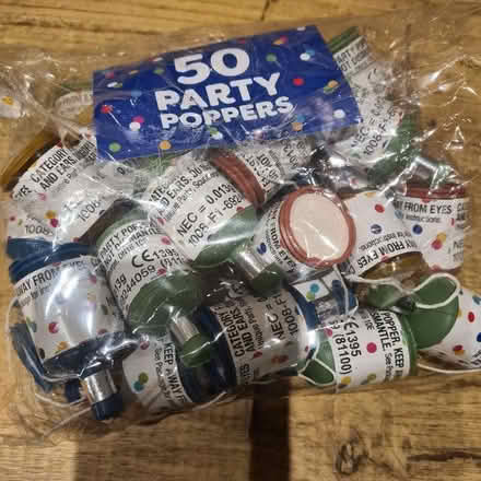 Photo of free Half bag of party poppers (Caldecott OX14) #1