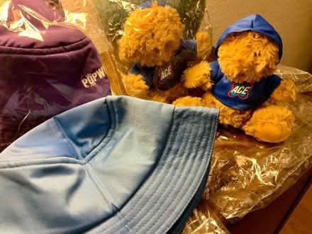 Photo of free New/Unused Promotional Items. (Kendal LA9) #3