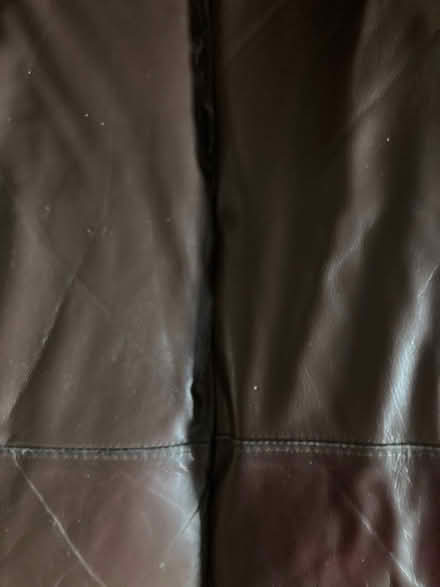 Photo of free Settee, 3 seater, brown leather (B71 West Bromwich) #2