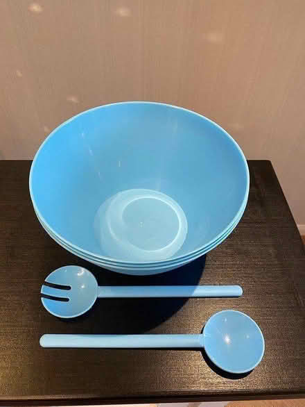 Photo of free 3 Plastic Serving/Mixing Bowls (YO12 Scarborough) #1
