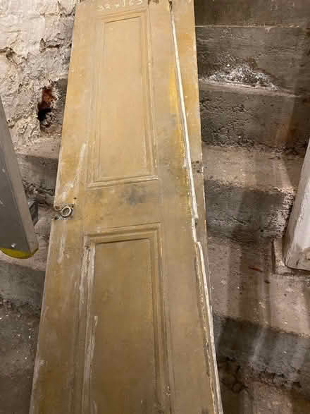 Photo of free Pair of wooden doors. (Castlefields SY1) #1