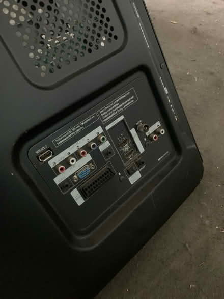 Photo of free Samsung tv (Bilbrook WV8) #3