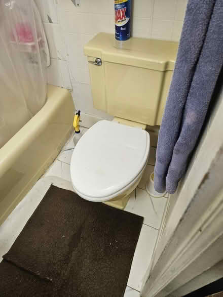 Photo of free bathroom sink and toilet (Poughkeepsie) #3