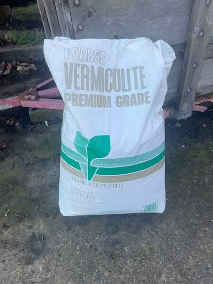 Photo of free About 3 cu.ft coarse vermiculite (Middle El Sobrante) #1