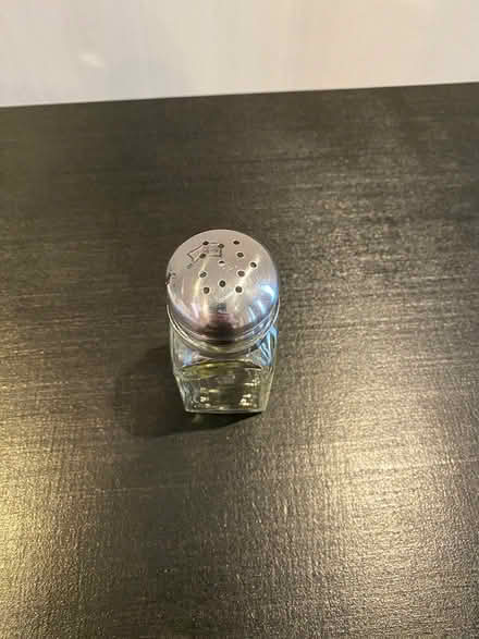 Photo of free Single Salt/Pepper Shaker (YO12 Scarborough) #2