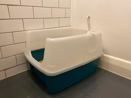 Photo of free Cat litter tray (by Clissold Park N16) #1