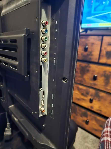 Photo of free 32inch free view tv (St. Georges TF2) #2