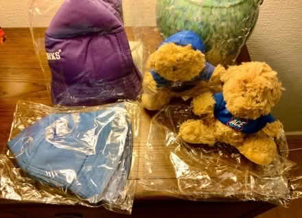 Photo of free New/Unused Promotional Items. (Kendal LA9) #1