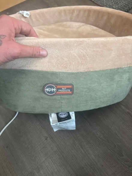 Photo of free K&H pet products heated dog bed (Middle El Sobrante) #3