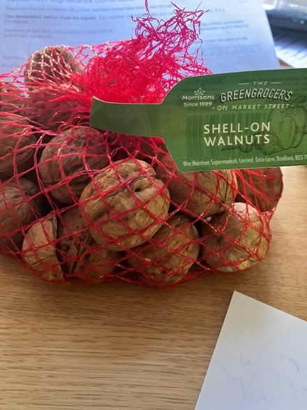Photo of free Whole walnuts (Putnoe MK41) #2