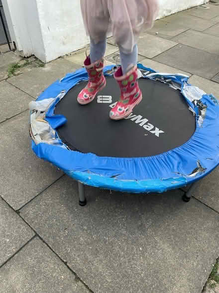 Photo of free Trampoline (W6) #1