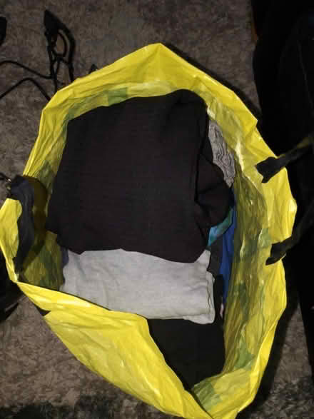 Photo of free Bags, footwear and ladies clothes (L4) #2