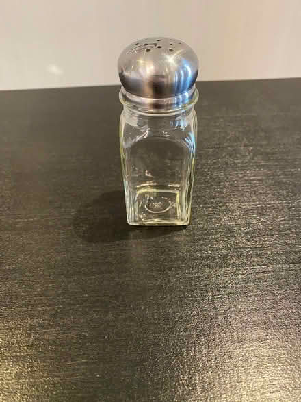 Photo of free Single Salt/Pepper Shaker (YO12 Scarborough) #1