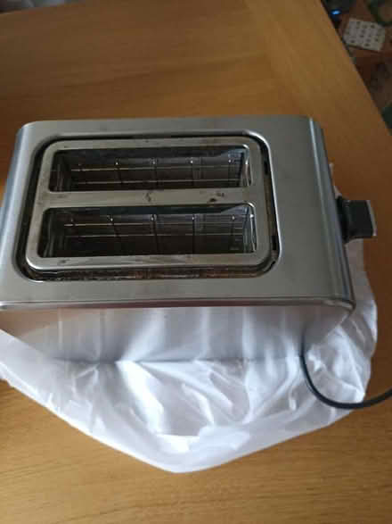 Photo of free Toaster (Thatcham RG18) #3