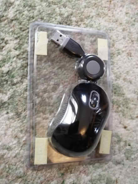 Photo of free Mini travel mouse - USB (optical) (Stroud GL5) #2
