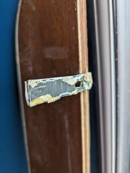 Photo of free Shelf (above radiator) (Eastcote Village HA5) #2
