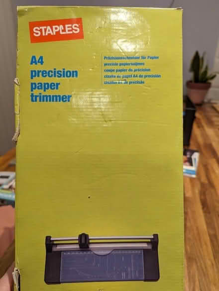 Photo of free A4 paper trimmer (Old Walcot SN3) #1
