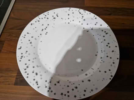 Photo of free Starry plates (Calcot RG31) #1