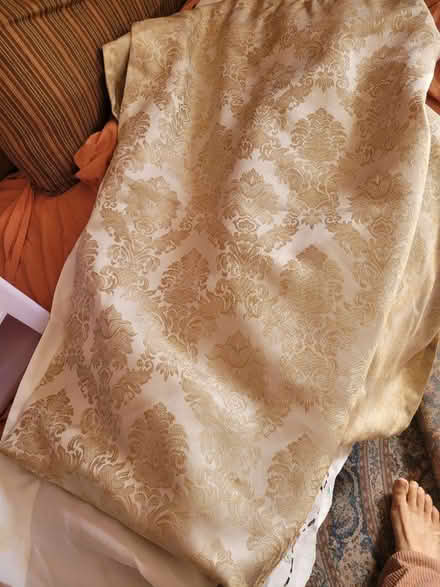 Photo of free Lots of nice current and crib shee (08820) #3