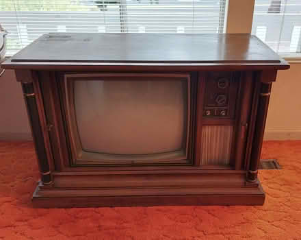 Photo of free Magnavox TV/ Radio (Daly City) #1