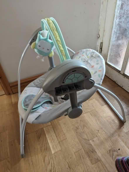 Photo of free Baby rocker chair (takes batteries) (Near Appleby CA16 or Penrith) #2