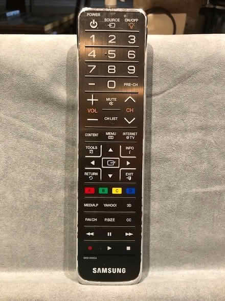 Photo of free Samsung remote control (Tamarac-Pine Island /McNab) #1