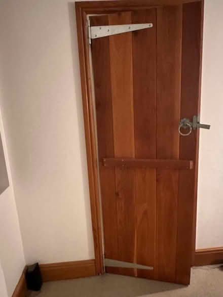 Photo of free Oak doors x 5 standard size (Honley HD9) #1